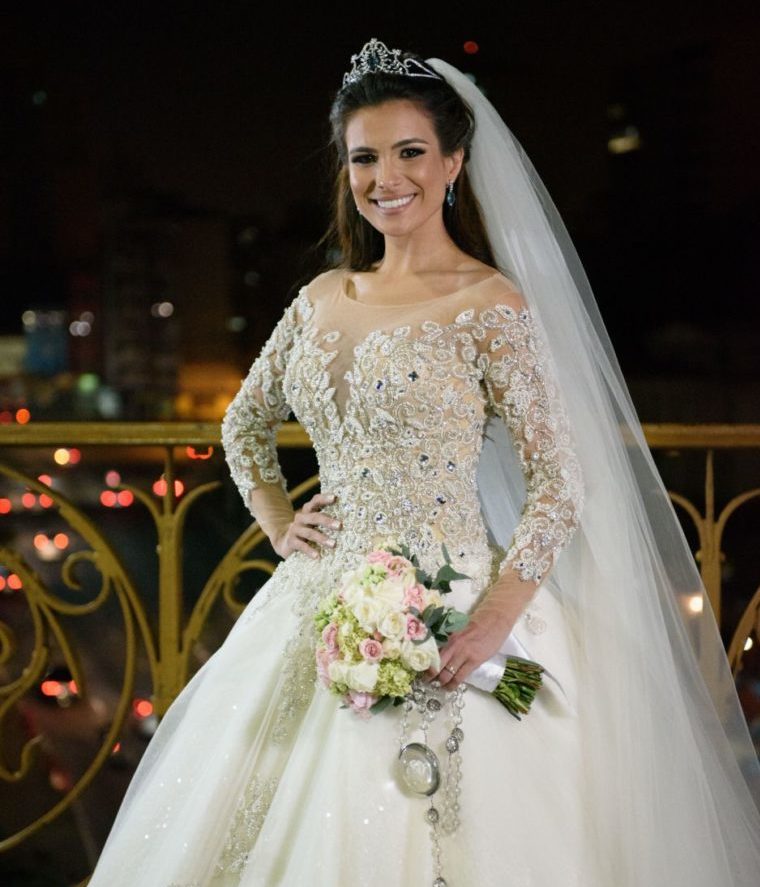 O vestido de noiva princesa de Kamila Salgado