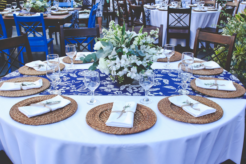 Decoração para casamento com azulejo português
