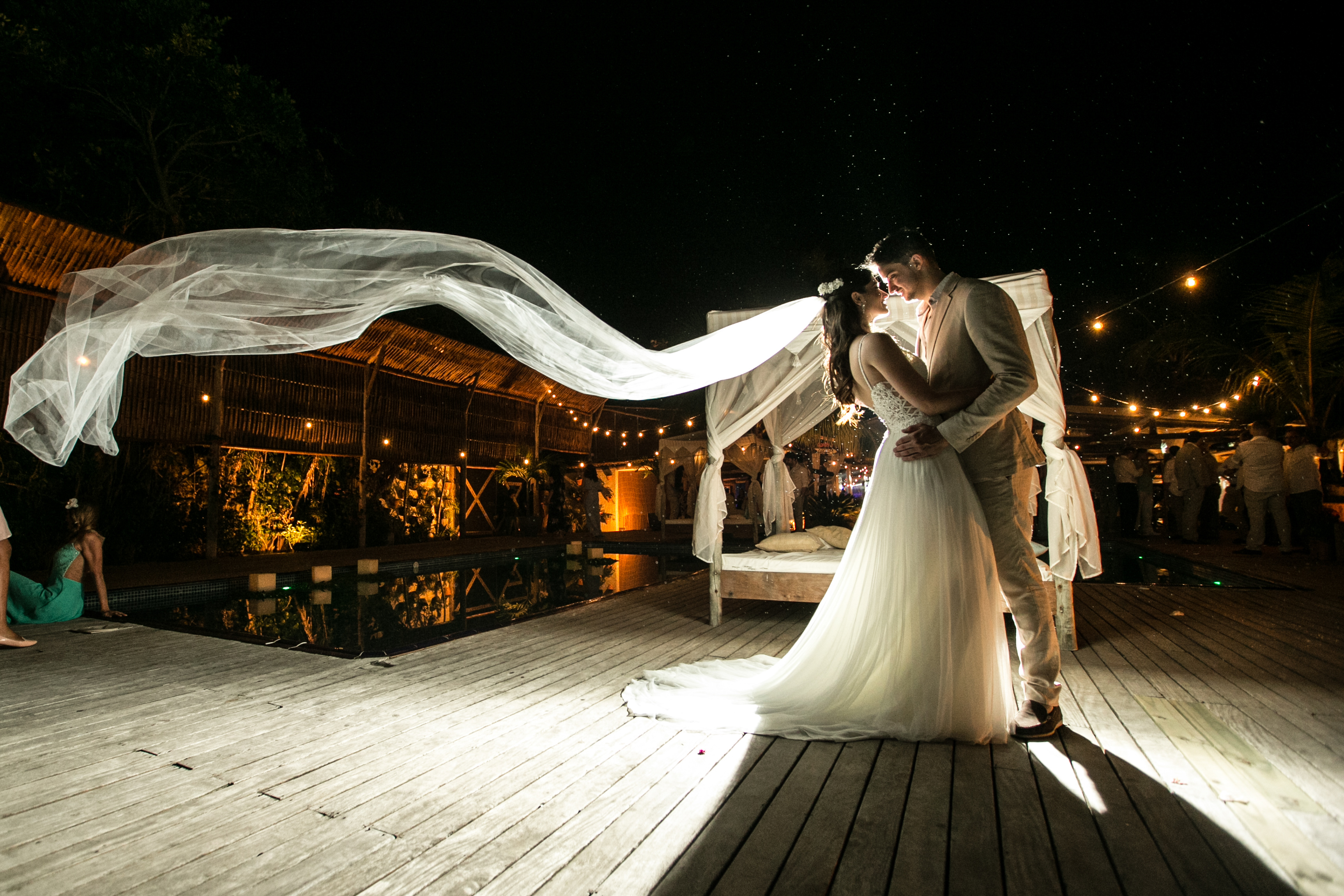 Casamento pé na areia | Foto: Jeff Murakami