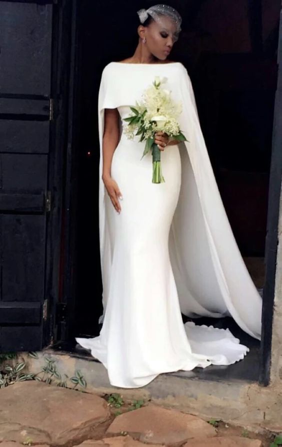 Vestido de noiva com capa